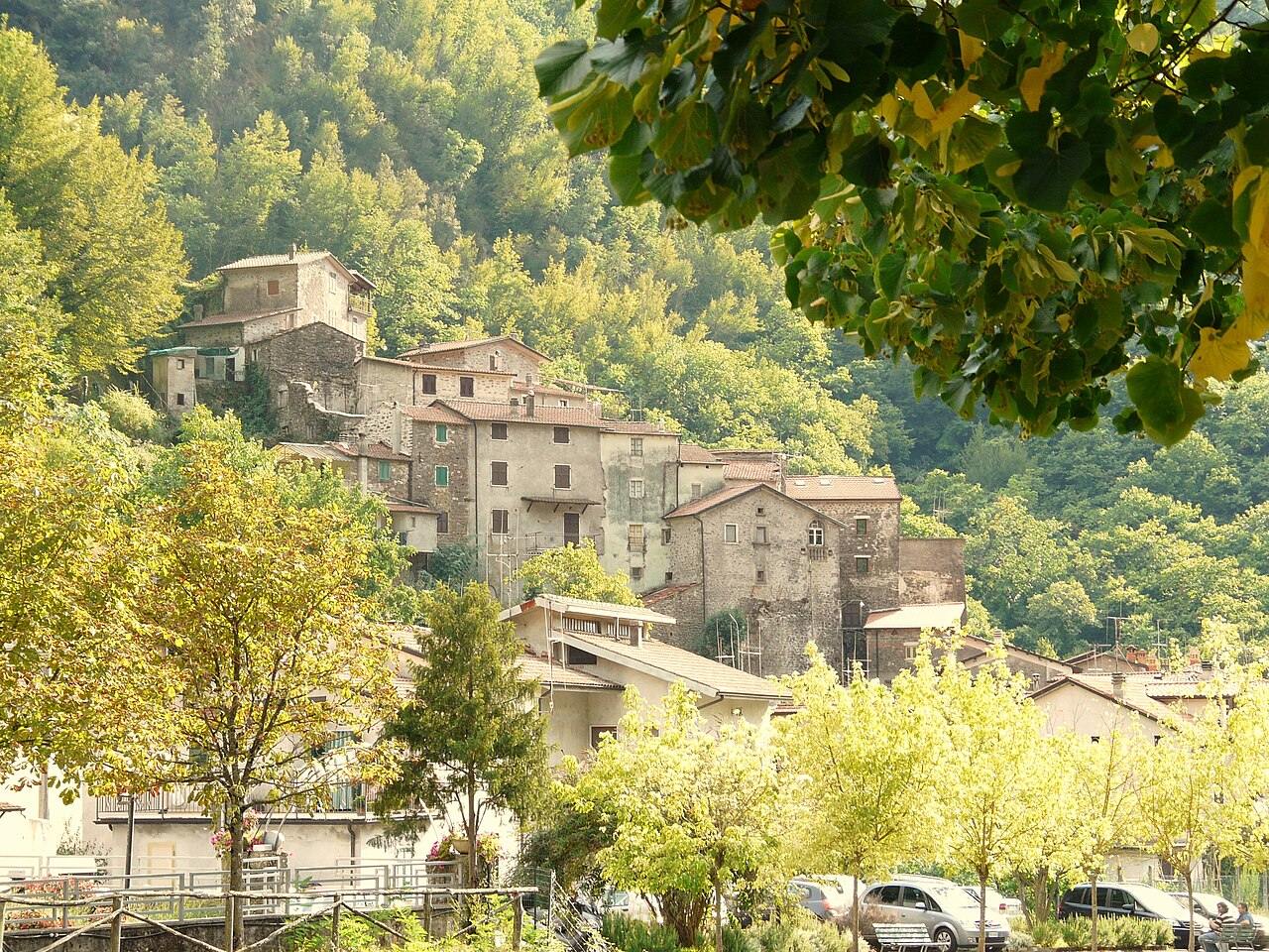 Il paese di Equi Terme, in Lunigiana