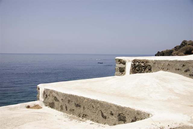 Foto: Valentina Mignano from Italy (CC BY-SA 2.0) Punta Nikà, sulla costa meridionale di Pantelleria